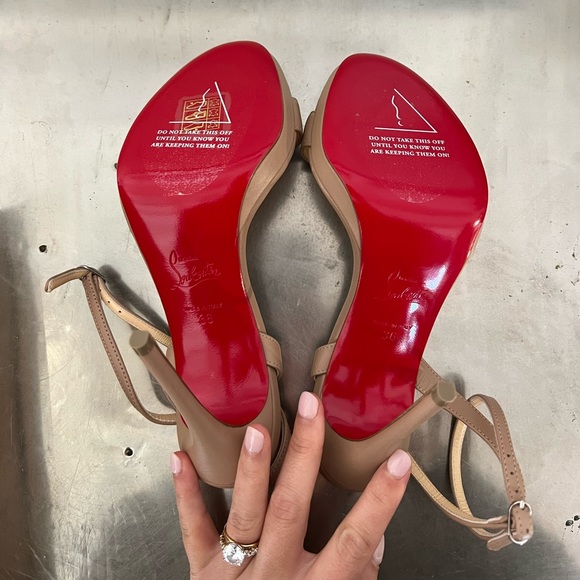 Christian Louboutin Loubi Queen heels nude size 6 EU 36 - Picture 2 of 5